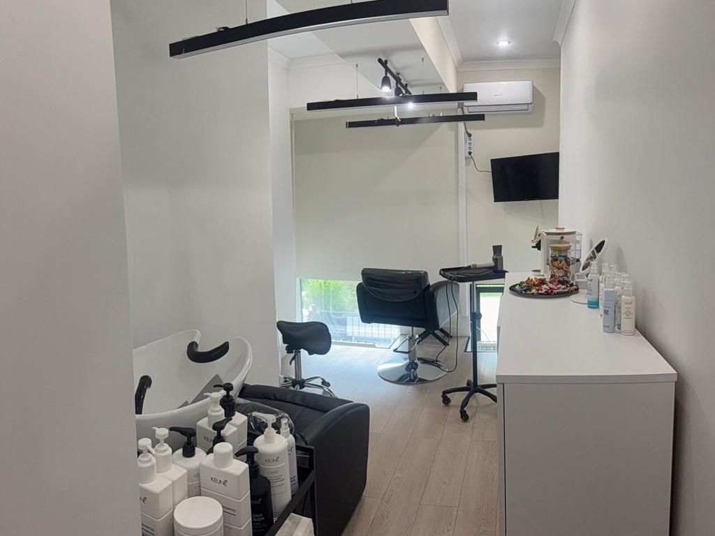 Cut&Color bar, интерьер