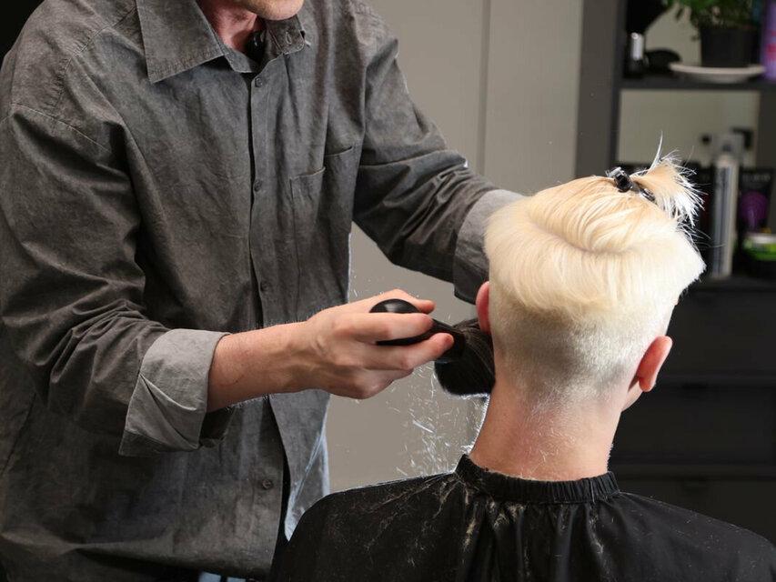 Cut’in, интерьер