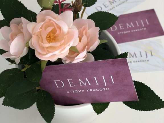Demiji, интерьер