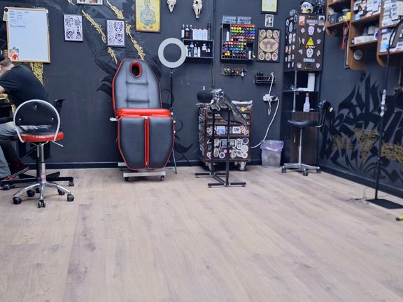 Denweldtattoo, интерьер
