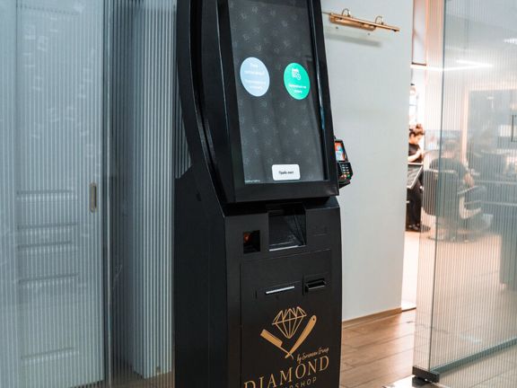Diamond, интерьер