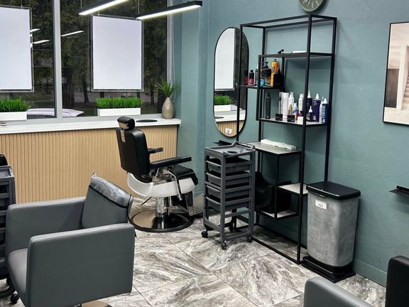 Disalon, интерьер