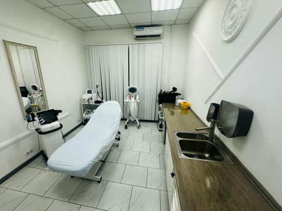 Dogov Clinic, интерьер