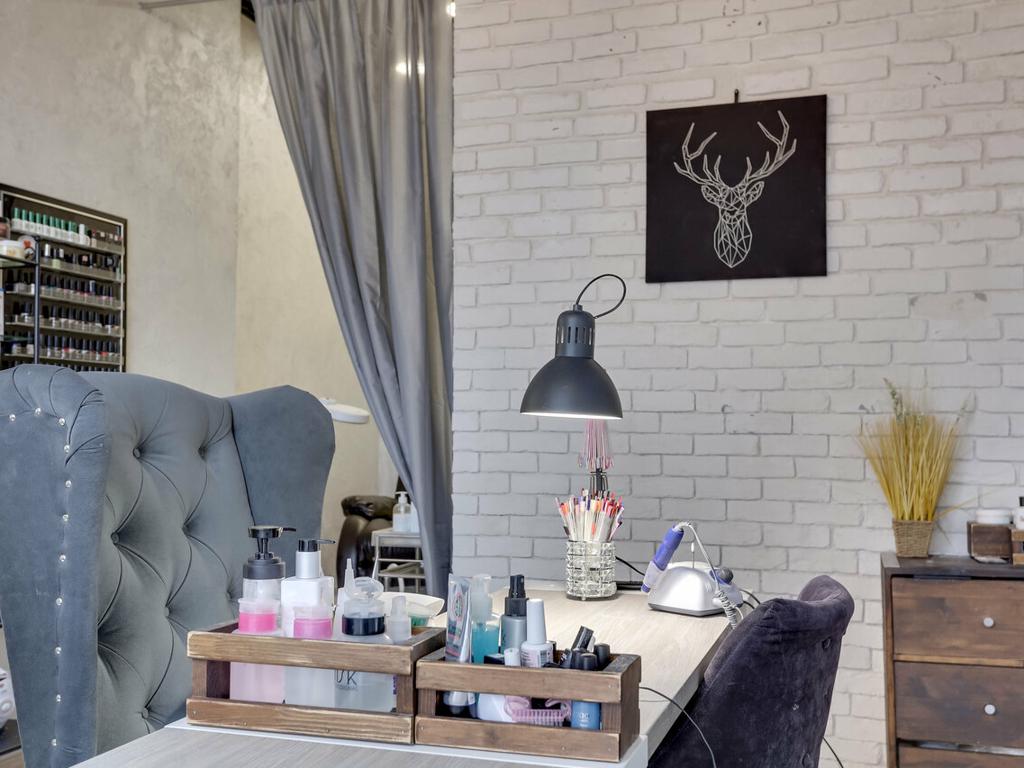 Dolls beauty lab, интерьер
