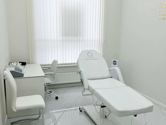 Dr. Laser, интерьер