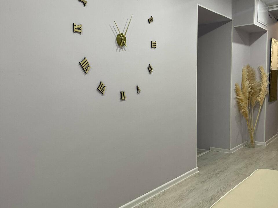 Elastic skin, интерьер