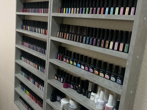 F. A. Q. Nails, интерьер