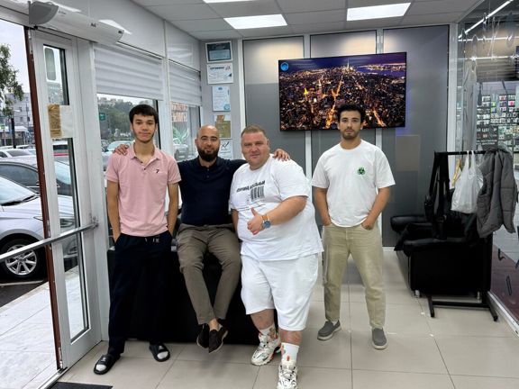 F Barber, интерьер