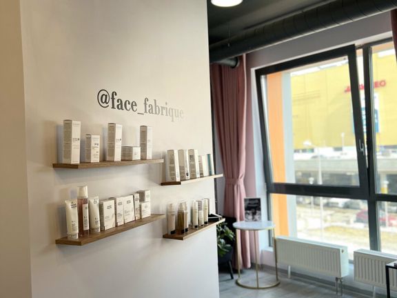 Face Fabrique, интерьер