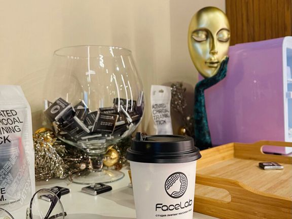 FaceLab, интерьер
