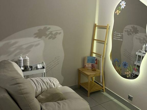 FaceRoom, интерьер