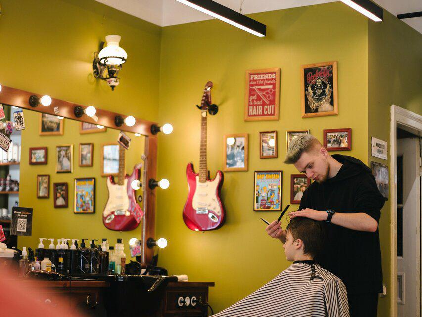 Fckng Barbers, интерьер