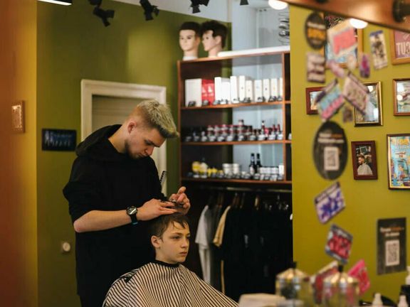 Fckng Barbers, интерьер