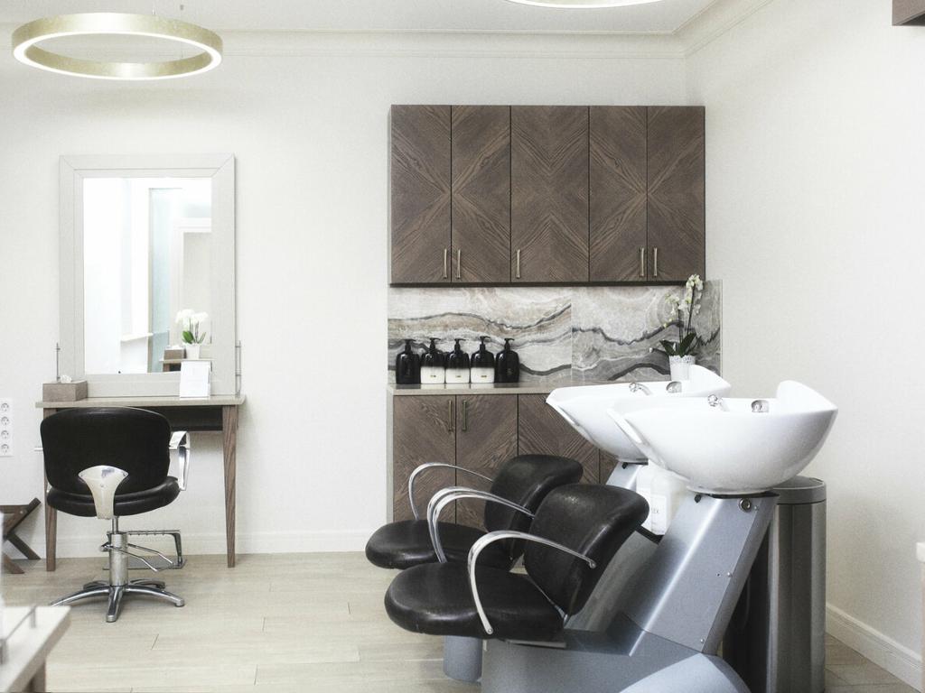 First SPA, интерьер