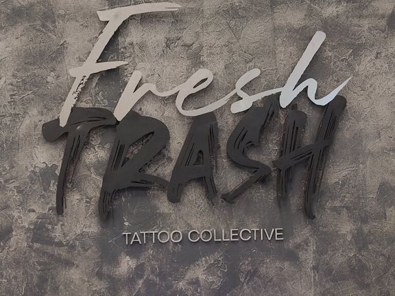 Fresh Trash Tattoo, интерьер