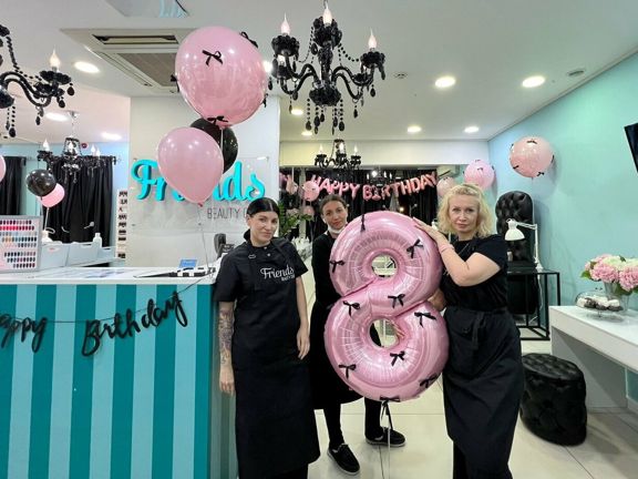 Friends Beauty Club, интерьер