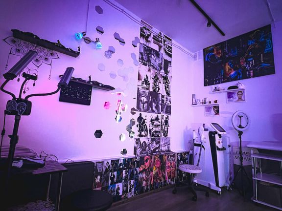 G Tattoo, интерьер