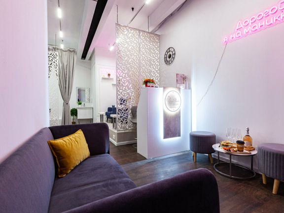 Gaya Nails, интерьер