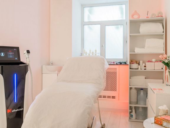 Glow My Skin, интерьер