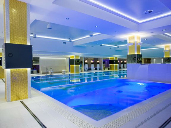 Golden Mile, интерьер