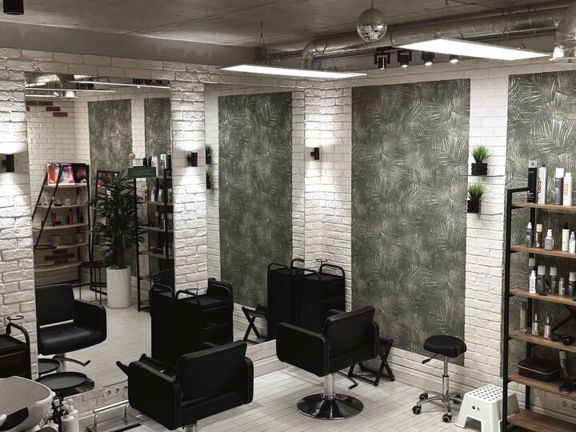 Hairclvb, интерьер