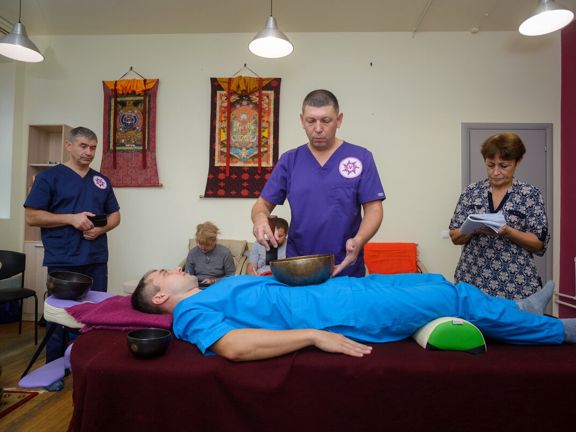 Healingbowl, интерьер