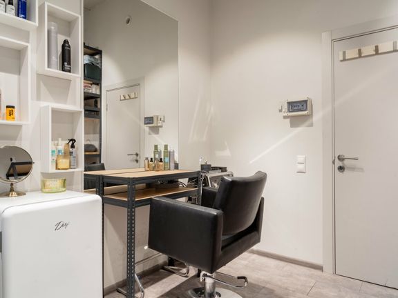 Healthy Hair Club 15, интерьер