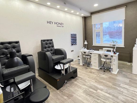 Hey Honey Beauty Bar, интерьер