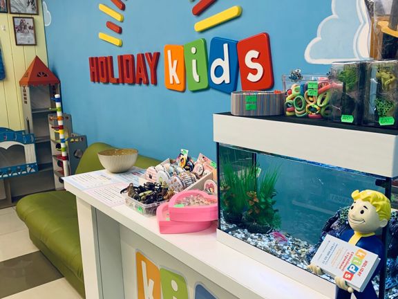 Holiday kids, интерьер
