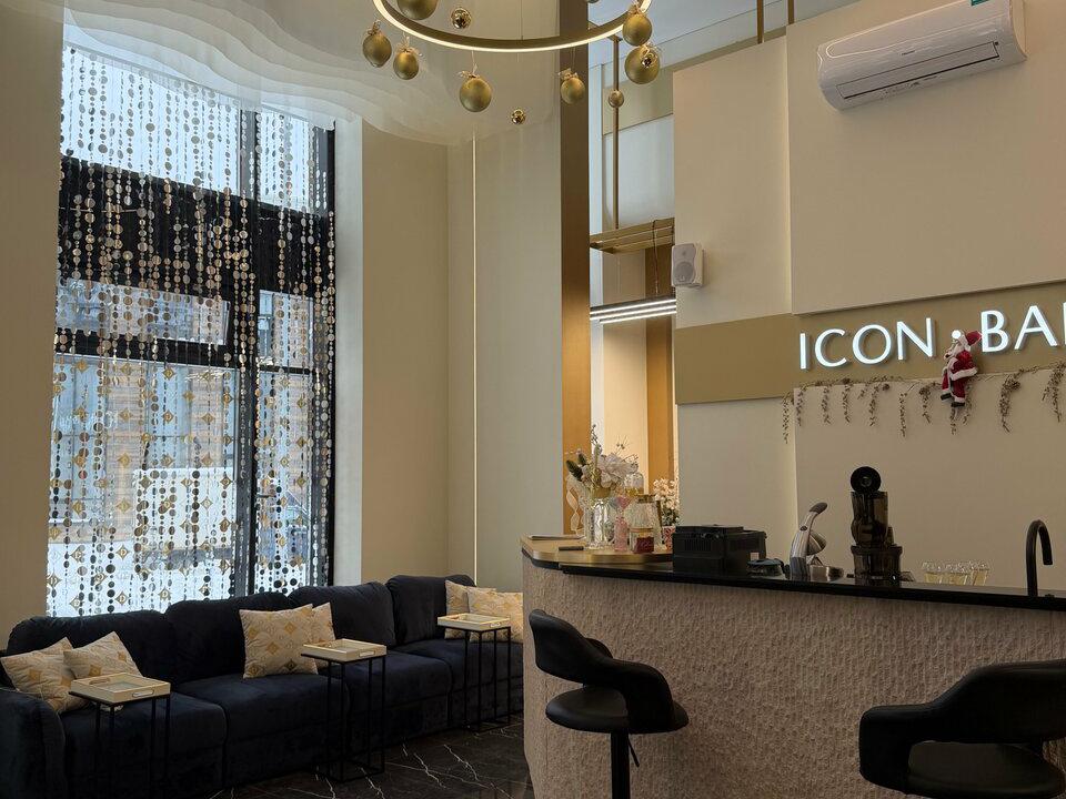 Icon-coloristic, интерьер
