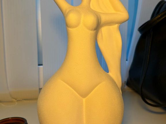 Idol Body, интерьер