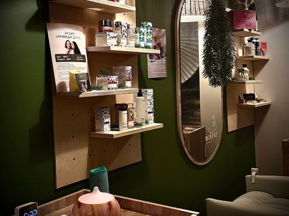 Idol Face, интерьер