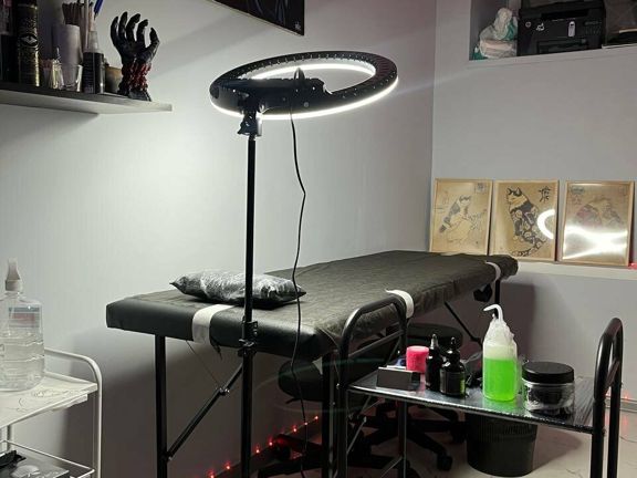 Inline tattoo, интерьер