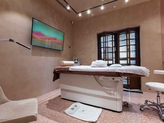 iO Beauty Gallery, интерьер