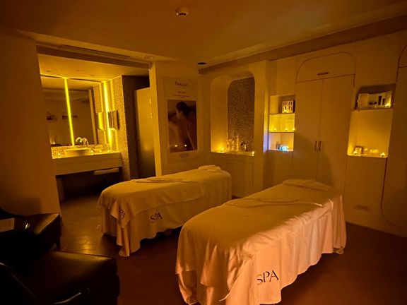 Iridium SPA, интерьер