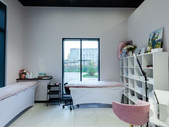 K. A. G. Beauty Club, интерьер