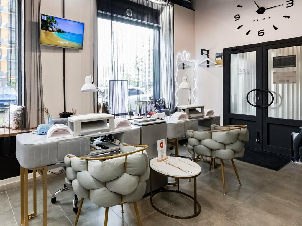 KarinaNailAcademy, интерьер