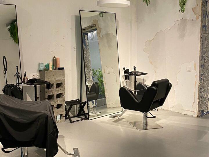 Кат, интерьер