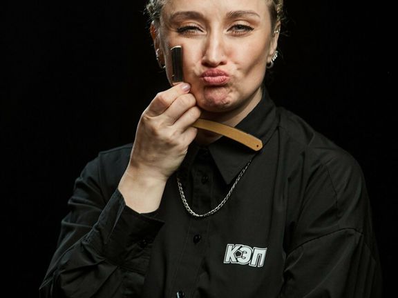 Кэп, интерьер