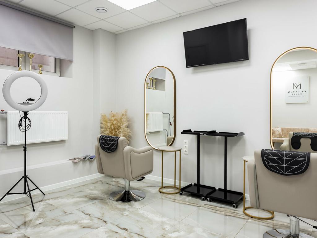 Keratin Maker, интерьер