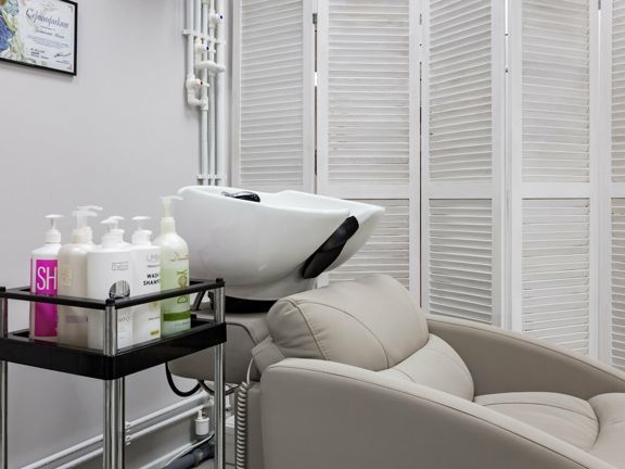 Keratin Maker, интерьер