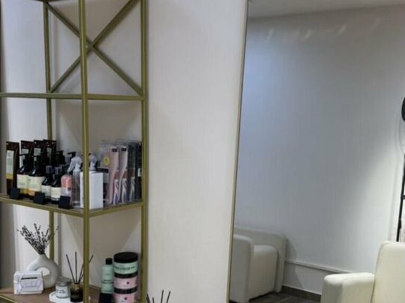Keravi hair Keratin, интерьер