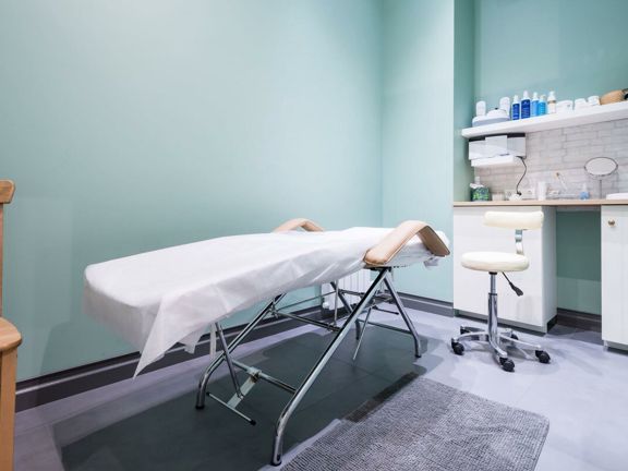 Клуб красоты Челси, интерьер