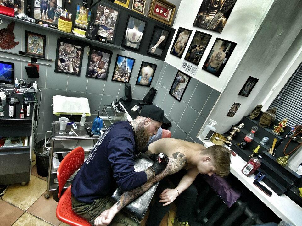 KolesnikTattoo Art, интерьер