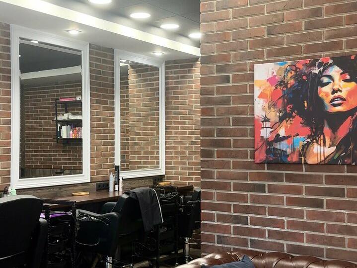 Kristy Hair, интерьер