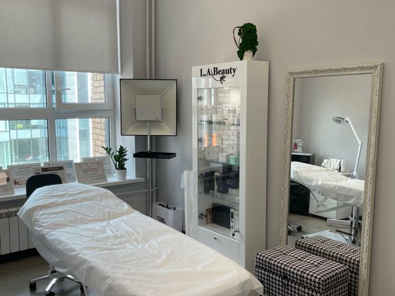 L. A. Beauty, интерьер