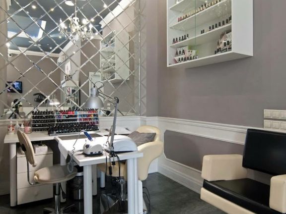 L. A. Beauty, интерьер
