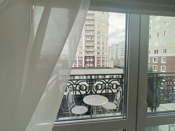 La, интерьер