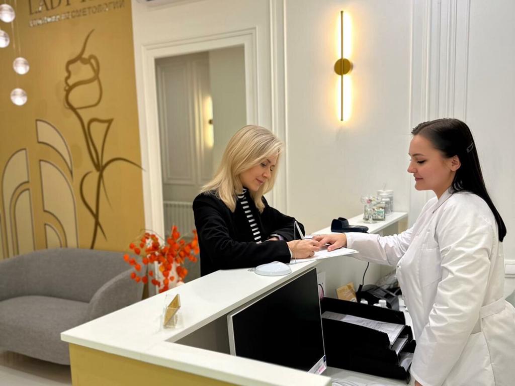 Lady Time, интерьер