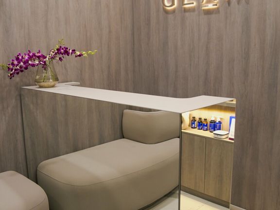 Laser Glam, интерьер
